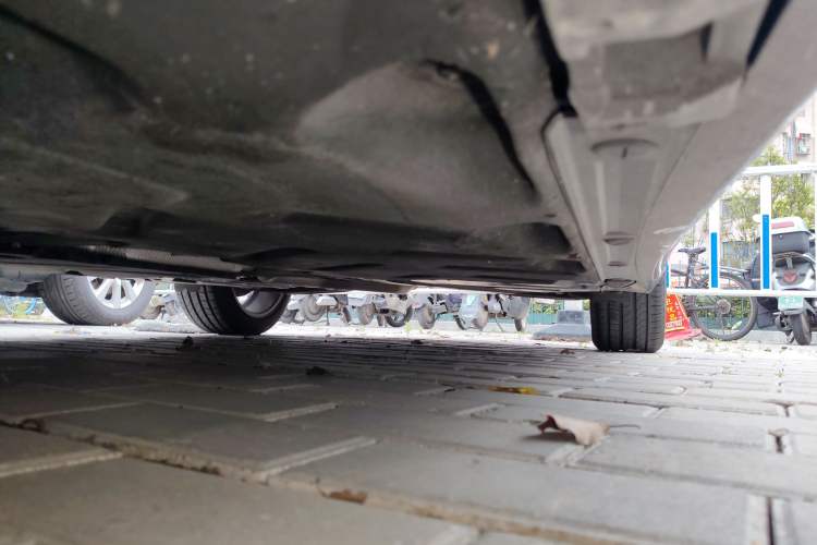 Used Mercedes-Benz B-Class 2015 B 200 Sport Edition Left Side Sill