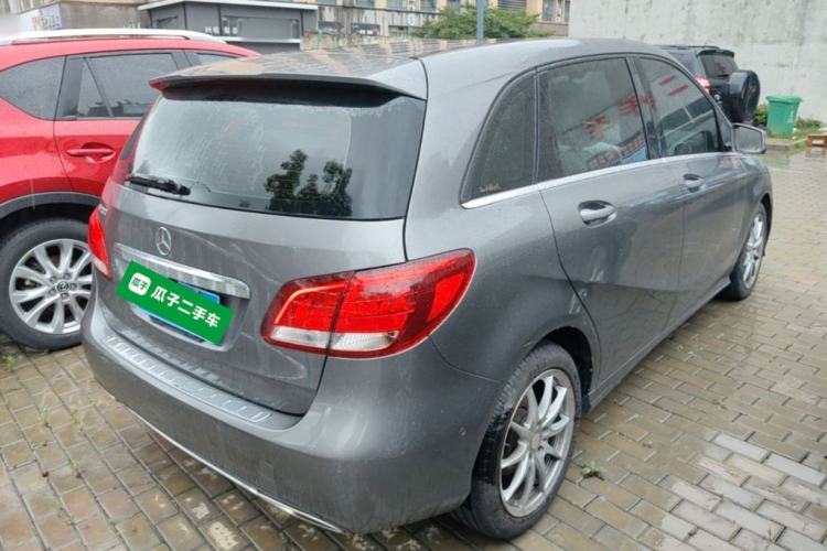 Used Mercedes-Benz B-Class 2015 B 200 Sport Edition Rear Right 45 Deg