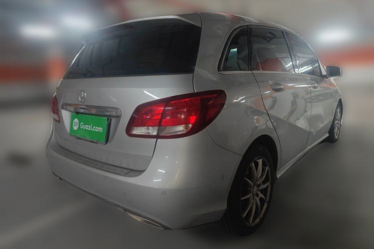 Used Mercedes-Benz B-Class 2015 B 200 Sport Edition Rear Right 45 Deg