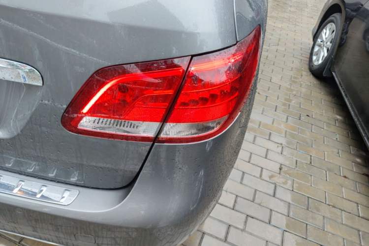 Used Mercedes-Benz B-Class 2015 B 200 Sport Edition Right Rear Taillight