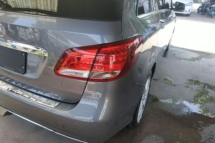 Used Mercedes-Benz B-Class 2015 B 200 Sport Edition Right Rear Taillight