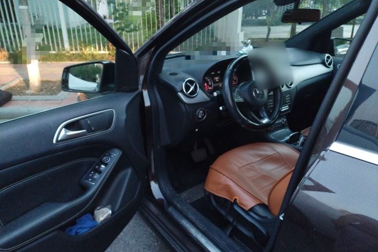 Used Mercedes-Benz B-Class 2015 B 200 Sport Edition Driver Seat