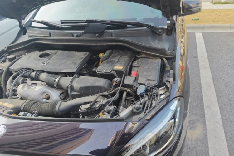 Used Mercedes-Benz B-Class 2015 B 200 Fashion Model Engine Bay Left