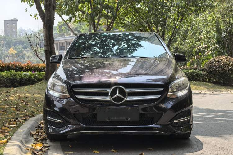 Used Mercedes-Benz B-Class 2015 B 200 Sport Edition Front