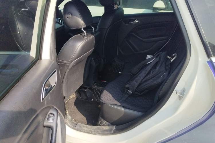 Used Mercedes-Benz B-Class 2015 B 200 Fashion Model Left Rear Seat