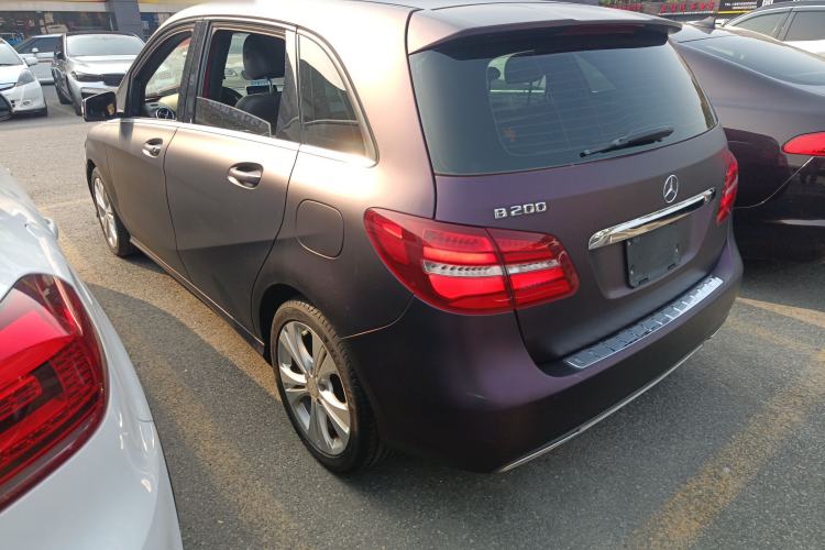 Used Mercedes-Benz B-Class 2015 B 200 Fashion Model Left Side