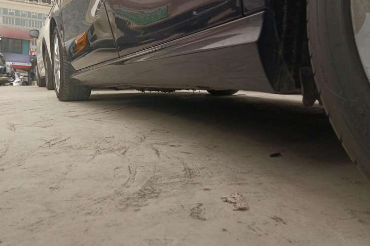 Used Mercedes-Benz B-Class 2015 B 200 Sport Edition Left Side Sill