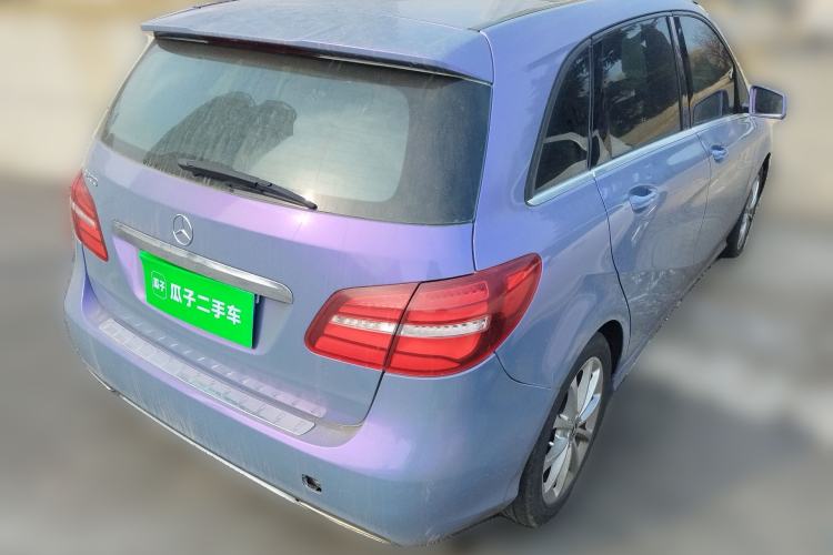 Used Mercedes-Benz B-Class 2015 B 200 Fashion Model Rear Right 45 Deg