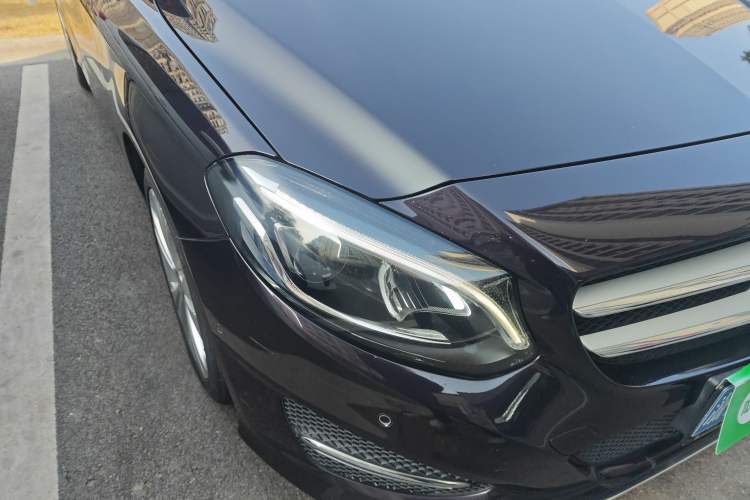 Used Mercedes-Benz B-Class 2015 B 200 Fashion Model Right Front Headlight
