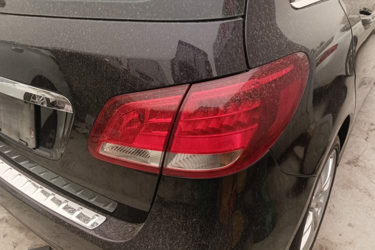 Used Mercedes-Benz B-Class 2015 B 200 Sport Edition Right Rear Taillight