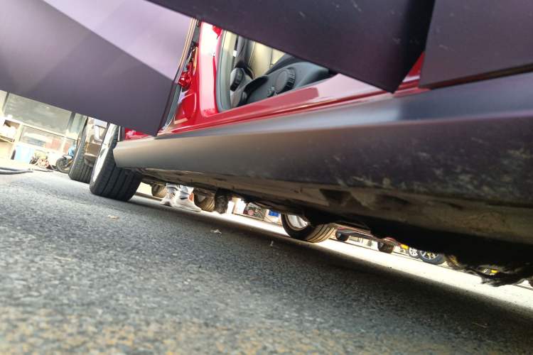 Used Mercedes-Benz B-Class 2015 B 200 Fashion Model Right Side Sill