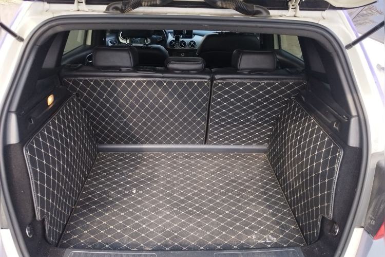 Used Mercedes-Benz B-Class 2015 B 200 Fashion Model Trunk