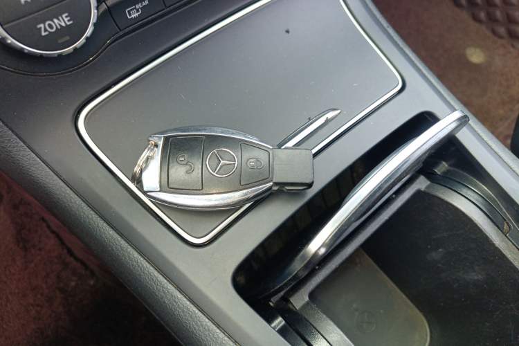 Used Mercedes-Benz B-Class 2015 B 200 Fashion Model Vehicle Key