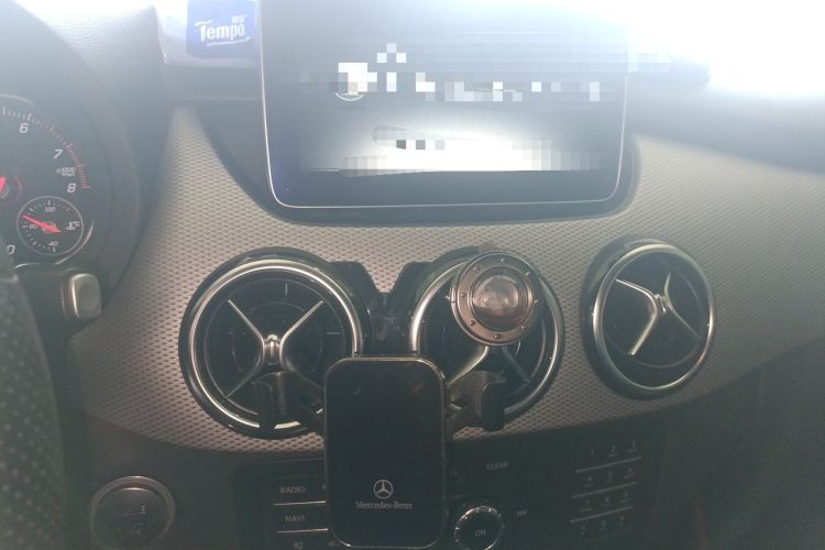 Used Mercedes-Benz B-Class 2015 B 200 Luxury Model Audio And AC Panel