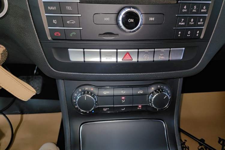Used Mercedes-Benz B-Class 2015 B 200 Sport Edition Audio And AC Panel