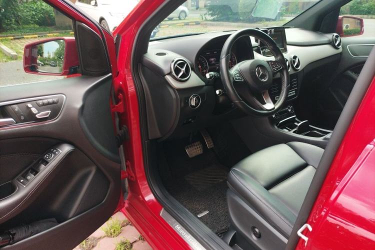 Used Mercedes-Benz B-Class 2015 B 200 Fashion Model Driver Seat