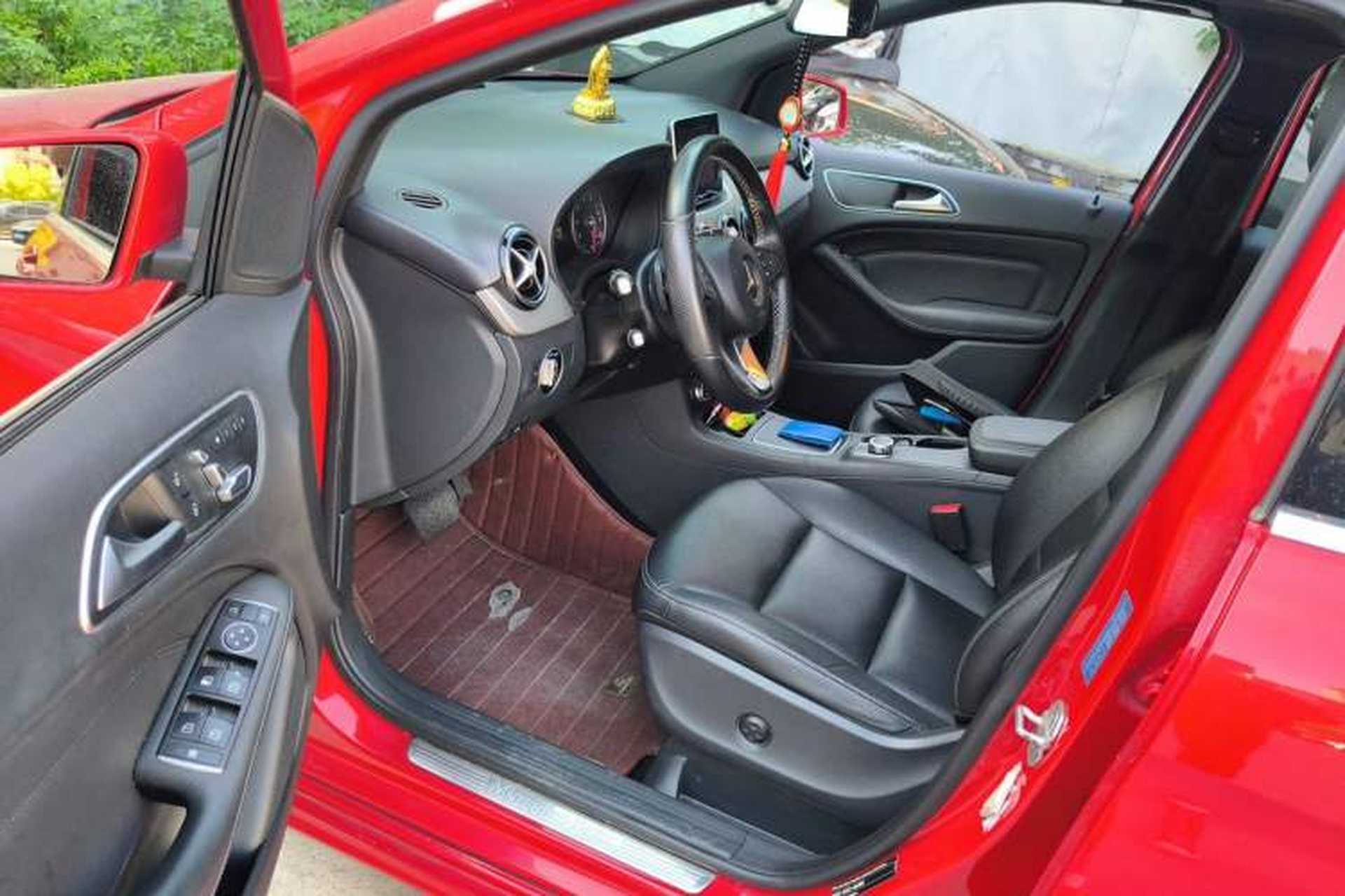 Used Mercedes-Benz B-Class 2015 B 200 Fashion Model Driver Seat