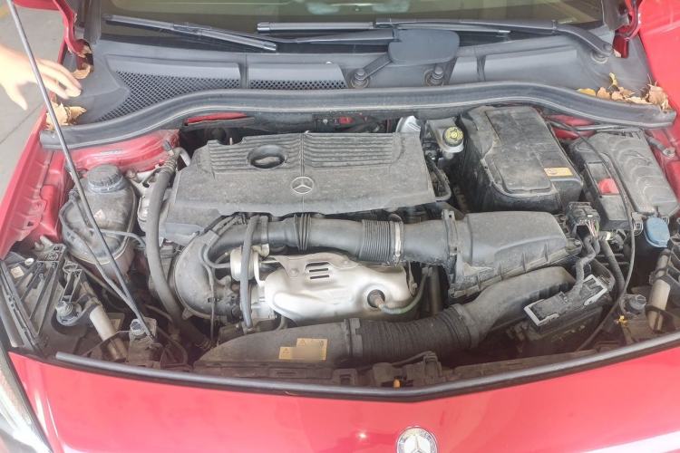 Used Mercedes-Benz B-Class 2015 B 200 Luxury Model Engine Bay