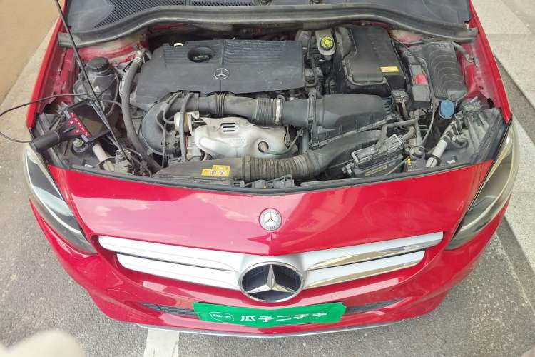 Used Mercedes-Benz B-Class 2015 B 200 Sport Edition Engine Bay