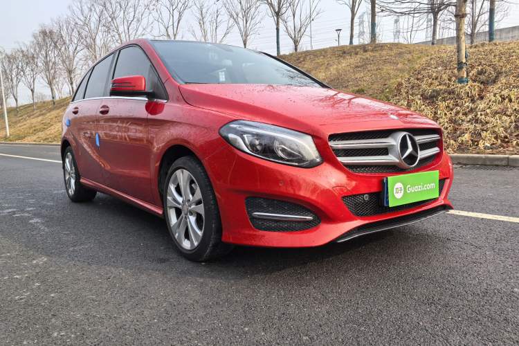 Used Mercedes-Benz B-Class 2015 B 200 Fashion Model Exterior 1