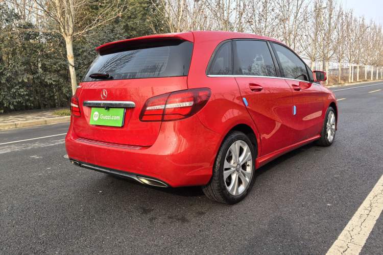 Used Mercedes-Benz B-Class 2015 B 200 Fashion Model Exterior 11