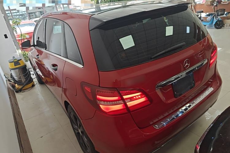 Used Mercedes-Benz B-Class 2015 B 200 Fashion Model Exterior 2