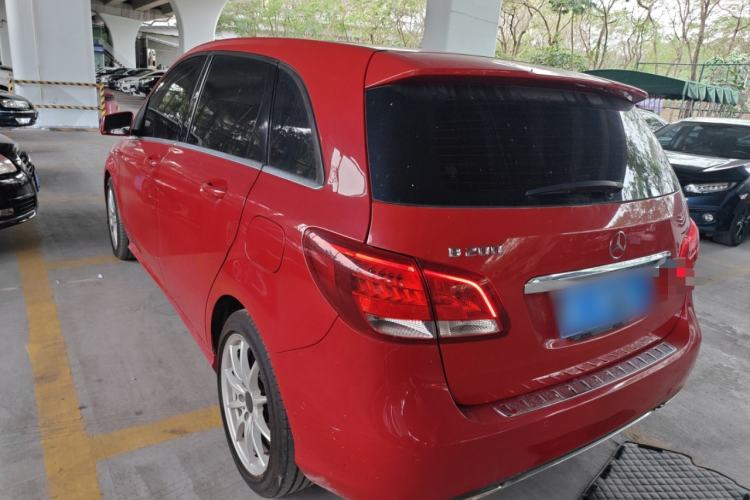 Used Mercedes-Benz B-Class 2015 B 200 Sport Edition Exterior 2