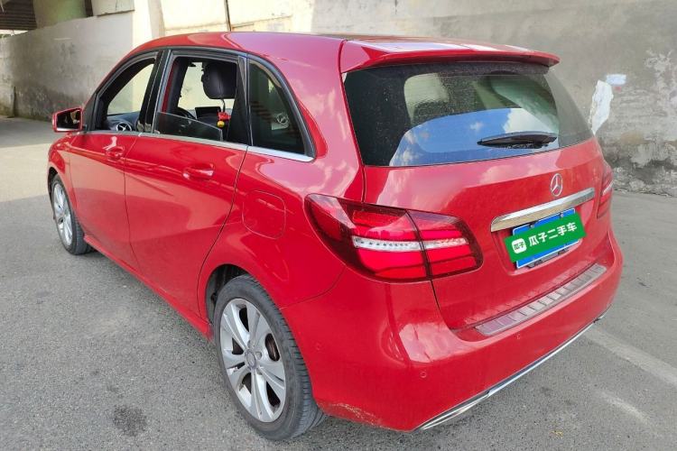 Used Mercedes-Benz B-Class 2015 B 200 Fashion Model Exterior 2