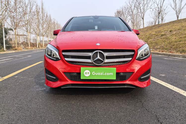 Used Mercedes-Benz B-Class 2015 B 200 Fashion Model Exterior 3