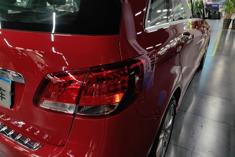 Used Mercedes-Benz B-Class 2015 B 200 Sport Edition Exterior 3