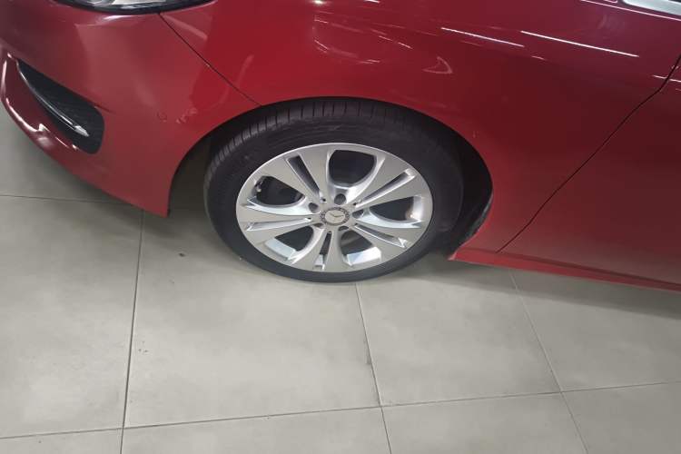 Used Mercedes-Benz B-Class 2015 B 200 Fashion Model Exterior 4