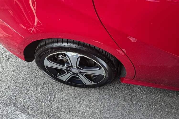 Used Mercedes-Benz B-Class 2015 B 200 Fashion Model Exterior 5