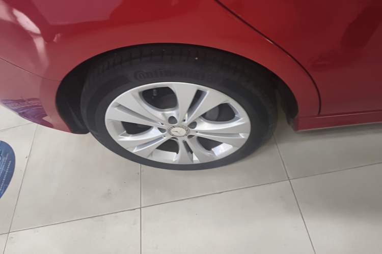 Used Mercedes-Benz B-Class 2015 B 200 Fashion Model Exterior 5