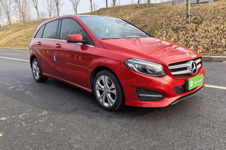 Used Mercedes-Benz B-Class 2015 B 200 Fashion Model Exterior 6