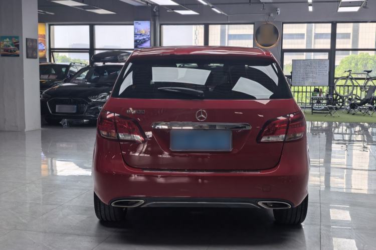 Used Mercedes-Benz B-Class 2015 B 200 Sport Edition Exterior 7