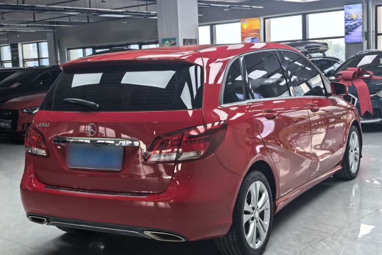 Used Mercedes-Benz B-Class 2015 B 200 Sport Edition Exterior 8