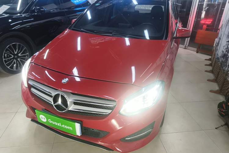 Used Mercedes-Benz B-Class 2015 B 200 Fashion Model Front