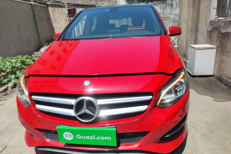 Used Mercedes-Benz B-Class 2015 B 200 Fashion Model Front