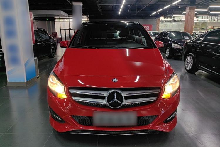 Used Mercedes-Benz B-Class 2015 B 200 Sport Edition Front