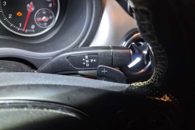 Used Mercedes-Benz B-Class 2015 B 200 Luxury Model Gear Lever