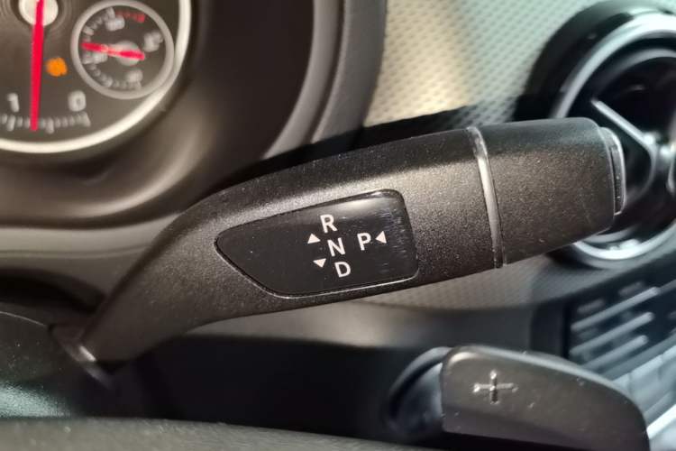 Used Mercedes-Benz B-Class 2015 B 200 Sport Edition Gear Lever