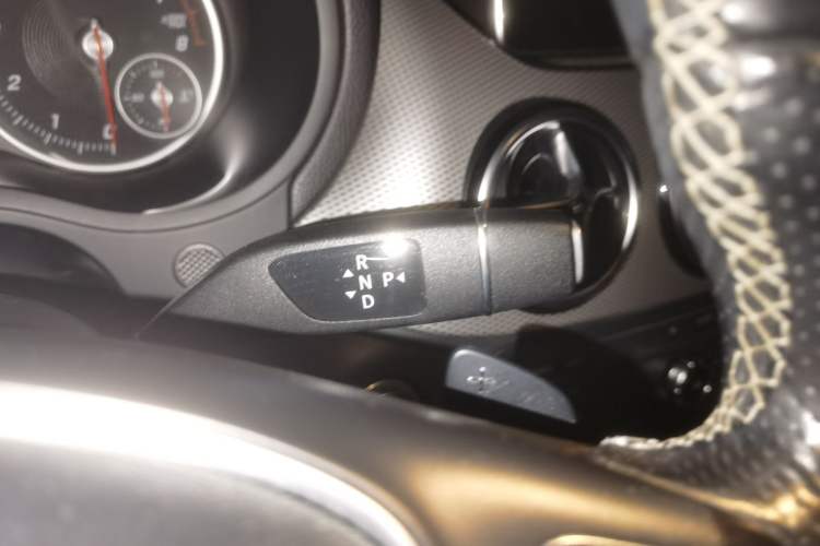 Used Mercedes-Benz B-Class 2015 B 200 Sport Edition Gear Lever