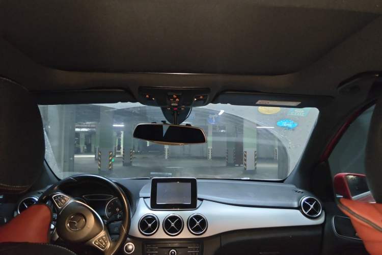Used Mercedes-Benz B-Class 2015 B 200 Fashion Model Headliner