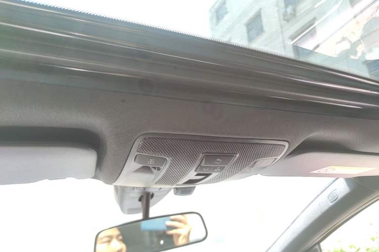 Used Mercedes-Benz B-Class 2015 B 200 Fashion Model Headliner