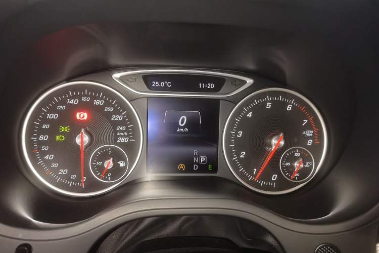 Used Mercedes-Benz B-Class 2015 B 200 Sport Edition Instrument Cluster