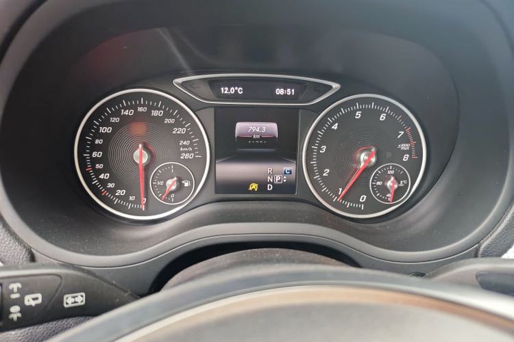 Used Mercedes-Benz B-Class 2015 B 200 Sport Edition Instrument Cluster