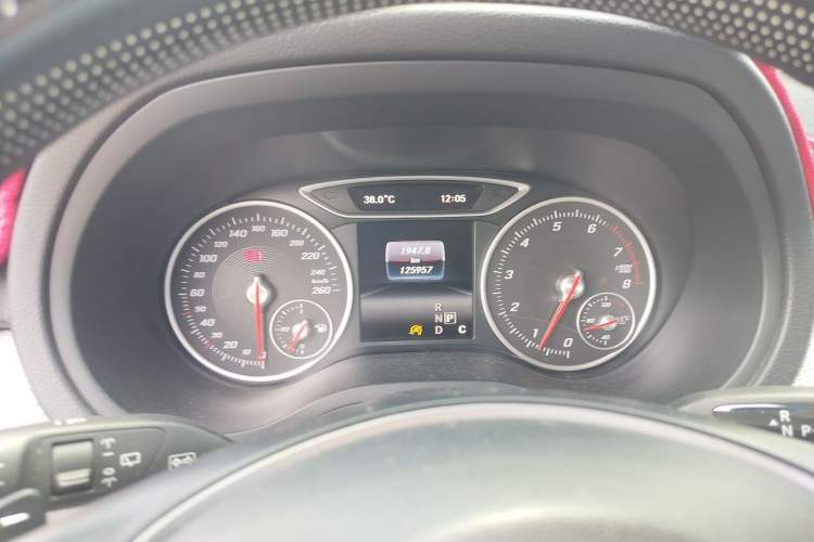 Used Mercedes-Benz B-Class 2015 B 200 Sport Edition Instrument Cluster