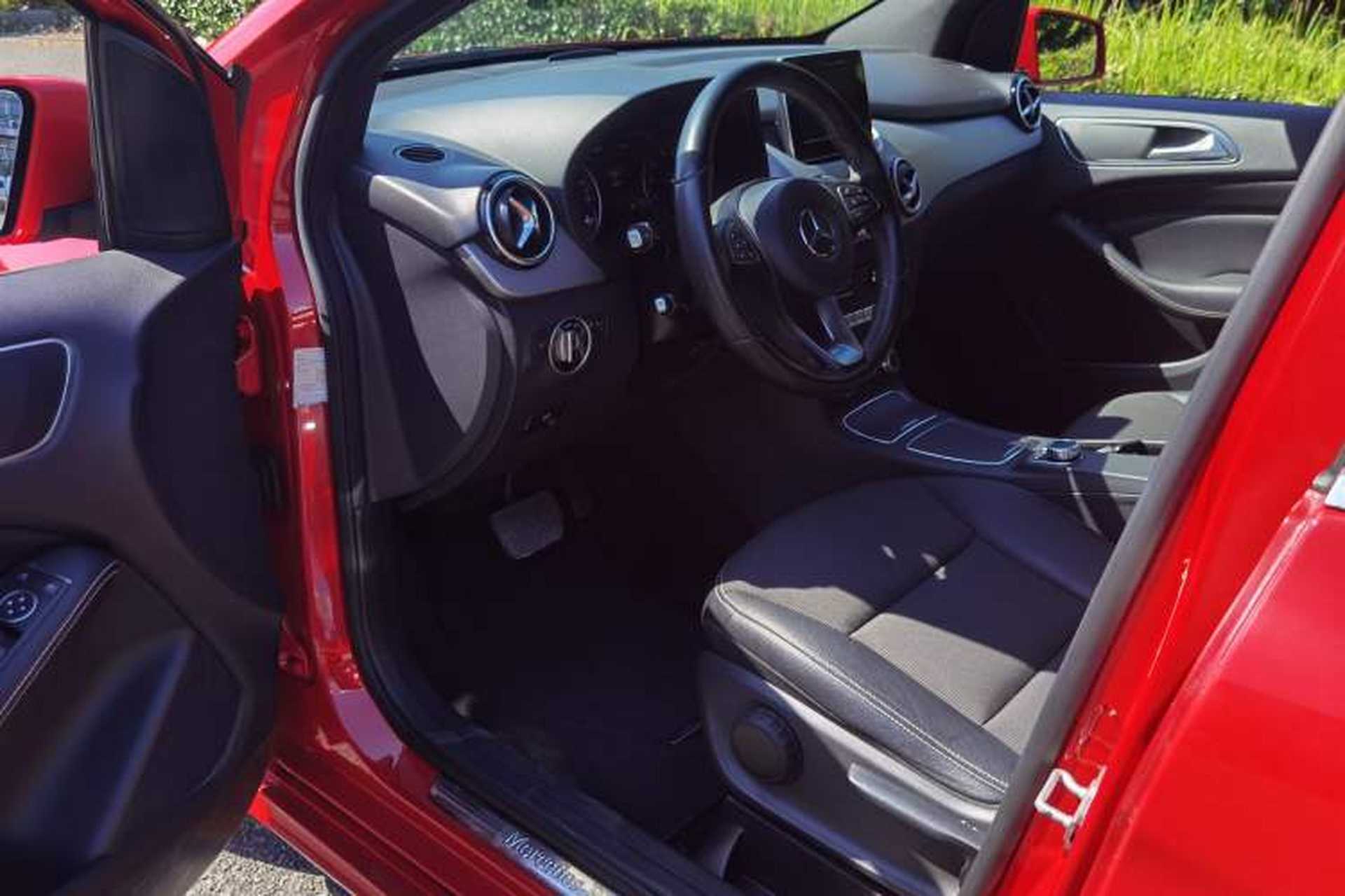 Used Mercedes-Benz B-Class 2015 B 200 Sport Edition Interior 1