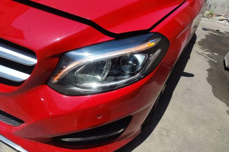 Used Mercedes-Benz B-Class 2015 B 200 Fashion Model Left Front Headlight