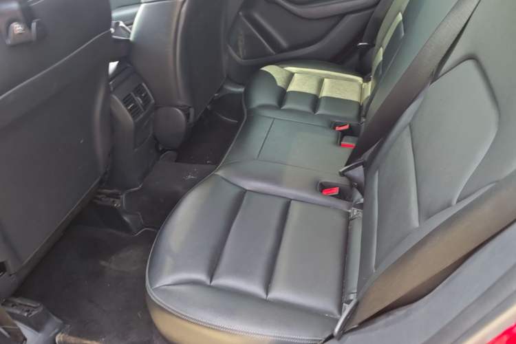 Used Mercedes-Benz B-Class 2015 B 200 Luxury Model Left Rear Seat